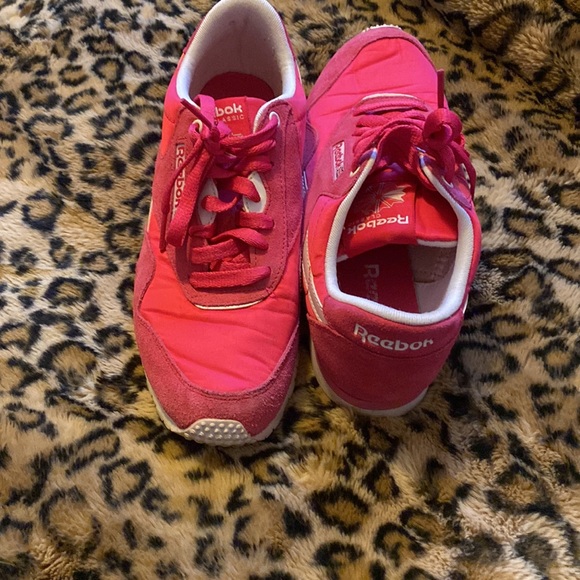 Bright Pink Reebok - Picture 2 of 6